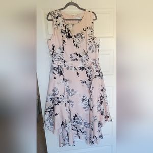 Sz 16 Calvin Klein Pink Floral Hankerchief-Hem Dress NWT